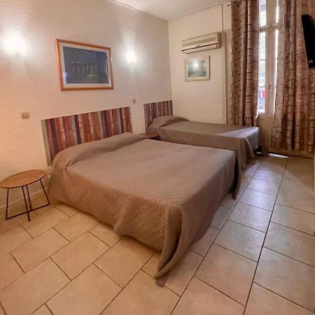פרפיניין Hotel Alexander מראה חיצוני תמונה