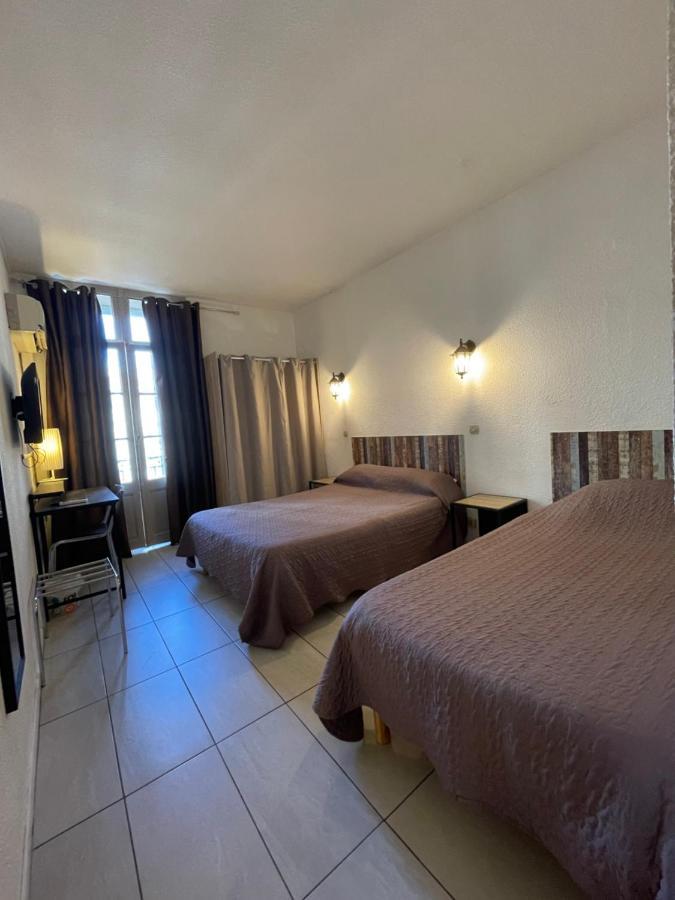 פרפיניין Hotel Alexander מראה חיצוני תמונה