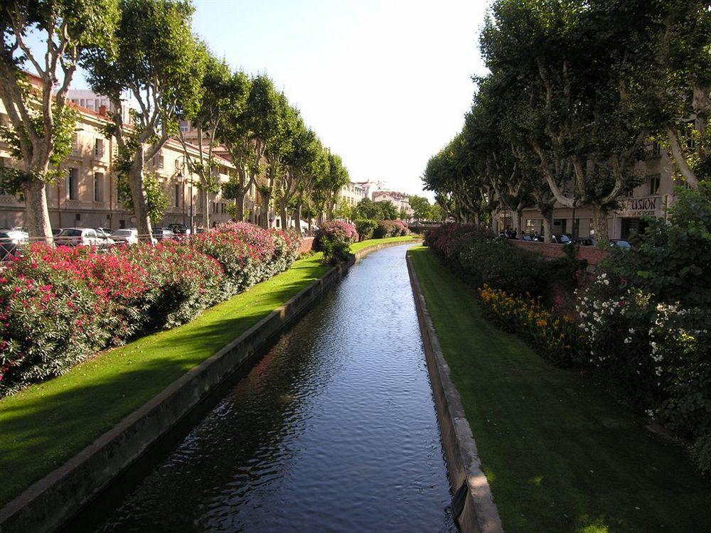 פרפיניין Hotel Alexander מראה חיצוני תמונה