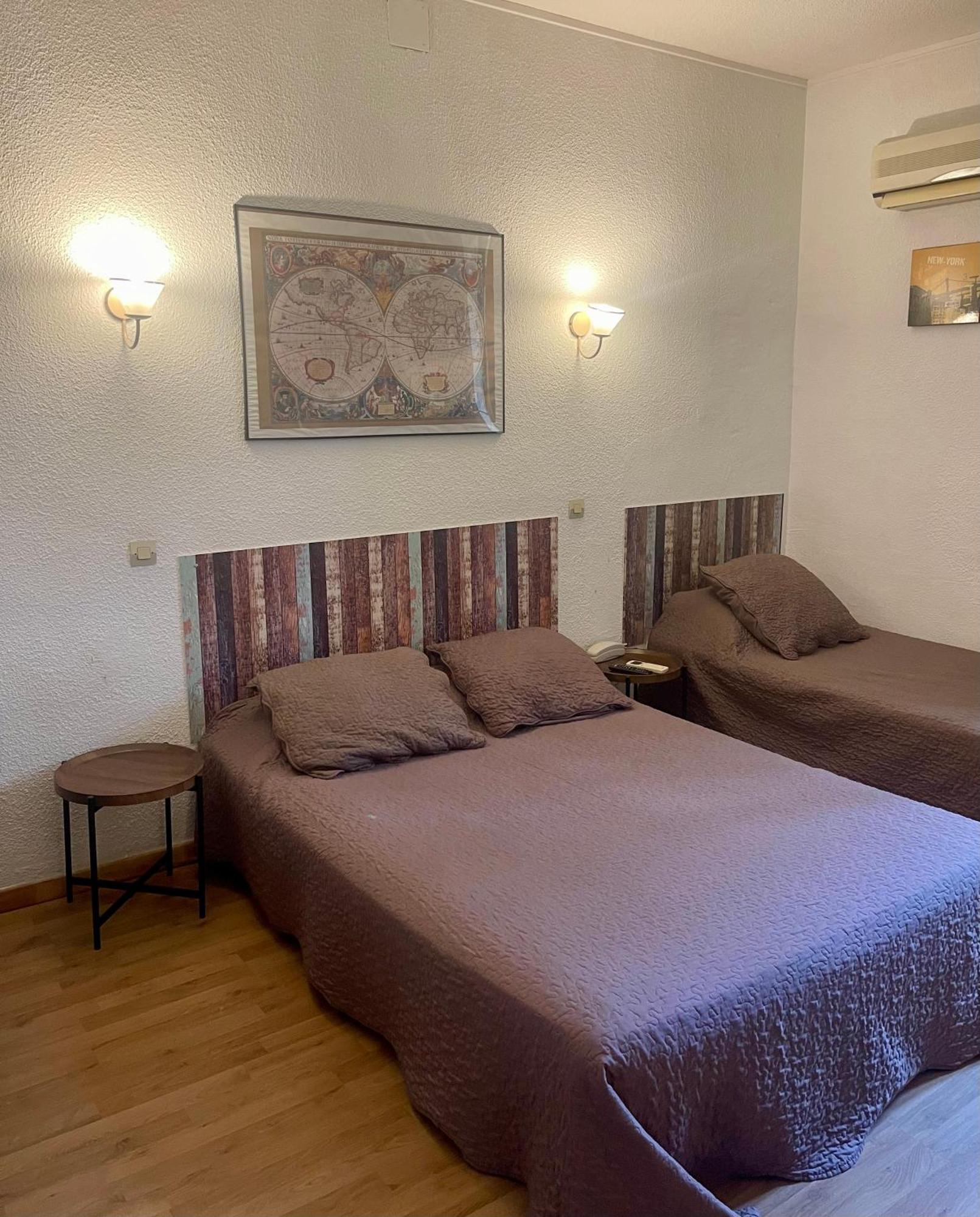 פרפיניין Hotel Alexander מראה חיצוני תמונה