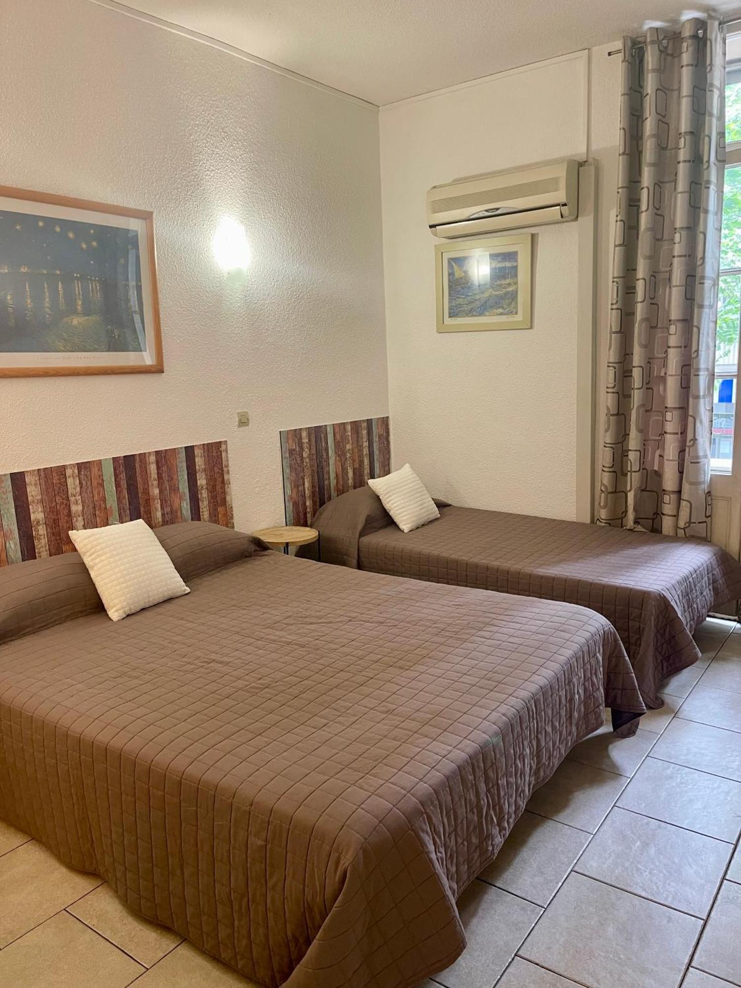 פרפיניין Hotel Alexander מראה חיצוני תמונה