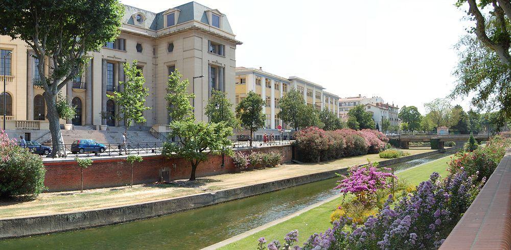 פרפיניין Hotel Alexander מראה חיצוני תמונה