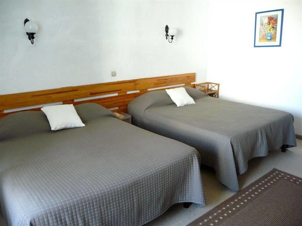 פרפיניין Hotel Alexander מראה חיצוני תמונה